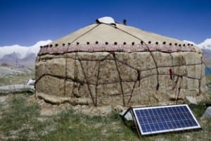 chinese-solar-powered-yurt